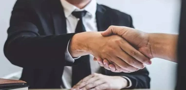 Şanlıurfa'da haksız rekabet: Hem devletten hem özelden maaş!