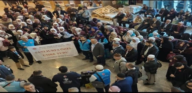 Helallik aldılar, dualarla yola çıktılar: Şanlıurfa’da duygusal veda!