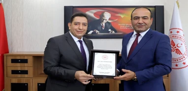 Şanlıurfa'da tartışmalı müdür görevi devraldı