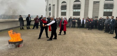 Şanlıurfa'da sağlık çalışanlarına yangın eğitimi