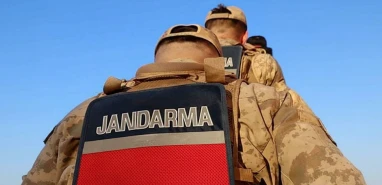 Jandarma çok sayıda personel alacak! Başvurular başladı
