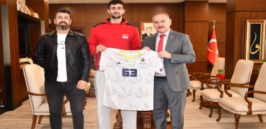 Harran Üniversitesi'nden Fenerbahçe'ye yeni yetenek! 63 formada...