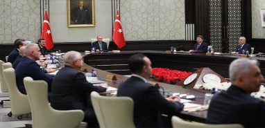Kabine iki haftalık aranın ardından toplanıyor! Masada hangi konular var?