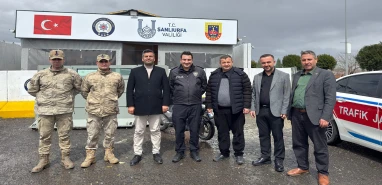 Şanlıurfa'daki muhtarlardan bayramda anlamlı ziyaret