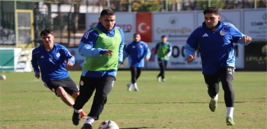Karaköprü Belediyespor'da ikinci yarı mesaisi başladı