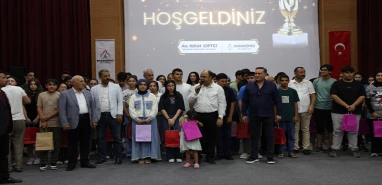 Karaköprü’de başarılı öğrenciler ödüllendirildi