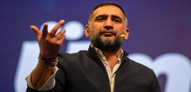 Ünlülere uyuşturucu soruşturması: Eski futbolcu Ümit Karan gözaltına alındı!