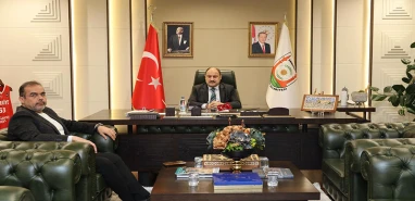 Gazeteci Arısüt’ten Başkan Gülpınar’a ziyaret!