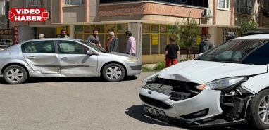 Şanlıurfa'da sabah saatlerinde korku dolu kaza: Otomobiller çarpıştı