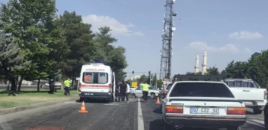 Şanlıurfa’da akşam saatlerinde korkutan kaza: 2 yaralı
