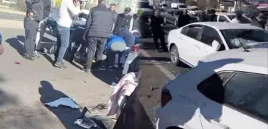 Diyarbakır-Şanlıurfa yolunda zincirleme kaza: Çok sayıda yaralı var