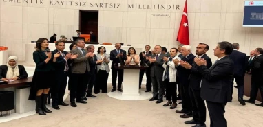TBMM’de kürsü işgali
