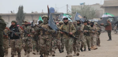 Tel Abyad’da bayraklar özgürlük için dalgalandı