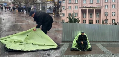 Şanlıurfalı vekil Adalet Bakanlığı önünde çadırıyla kamp kurdu