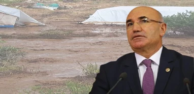 Şanlıurfalı milletvekili ateş püskürttü: Mevsimlik işçiler çamur altında!