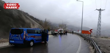 Kontrolden çıkan araç ters döndü: Yaralılar var...