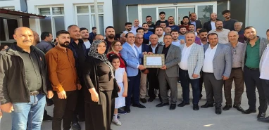 Şanlıurfa’da ilk mazbata verildi! Belediye başkanı işe başladı