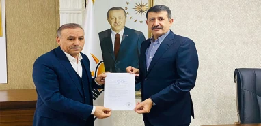 Eski başkan Ekinci de aday oldu