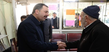 Başkan Baydilli esnafa Karaköprü’yü kalkındıracak projelerini anlattı