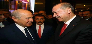 MHP lideri Bahçeli'den Cumhurbaşkanı Erdoğan'a tebrik!