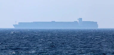 İran’dan Hürmüz Boğazı için yeni açıklama: Şartlı geçiş mümkün