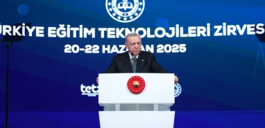 Başkan Erdoğan'dan dijital zorbalık uyarısı: Evlatlarımızı teslim edemeyiz!