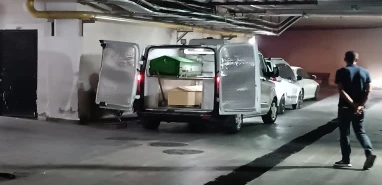 Damdan düşerek sert zemine çakıldı! Yaşamını yitirdi