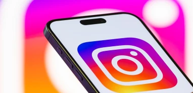 Instagram 10 yıldır kullandığı logosunu yeniledi: İşte yeni logo