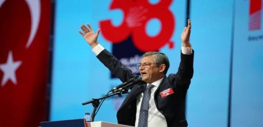 Özgür Özel yeniden başkan seçildi