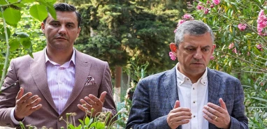 CHP Genel Başkanı Özel'den duygulandıran Ferdi Zeyrek mesajı