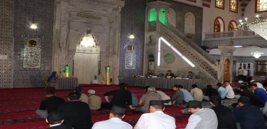 7 şehrin altın sesi Şanlıurfa'da yarıştı: Peygamberler şehrinde Kur'an ziyafeti!