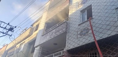 Şanlıurfa'da bir evde yangın! Dumanlar yükseldi