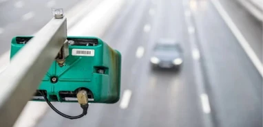 Radar uyarı tabelaları trafik güvenliğini nasıl etkiliyor?