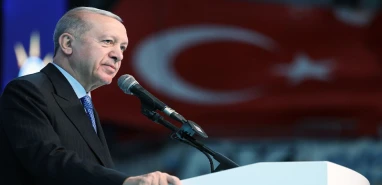 Cumhurbaşkanı Erdoğan: Tarihinin en karanlık en perişan devrini yaşıyor