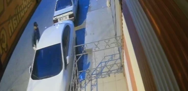 Şanlıurfa'da salına salına hırsızlık! Yürüyerek geldi, araçla gitti....