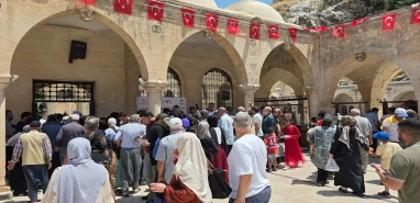 Şanlıurfa’da 15 Temmuz’un emanetlerine dua: Manevi buluşma