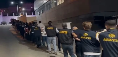 Yüzlerce vatandaş dolandırıldı! 984 milyon TL’lik vurgun