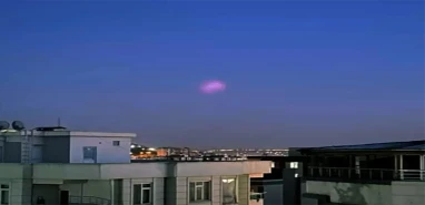 Şanlıurfa ve Gaziantep’te gökyüzünde esrarengiz ışıklar: UFO mu?