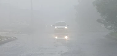 Sis Şanlıurfa’yı esir aldı! Sürücüler zor anlar yaşadı