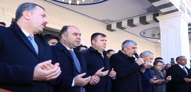 Şanlıurfa’da halef selef Arınç ile cami açılışında