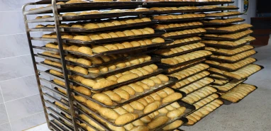 Şanlıurfa’da her gün binlerce kişiye sıcak yemek ve ekmek