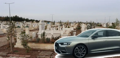 Şanlıurfa’da lüks araba fiyatına mezar taşı! Gören şaştı kaldı