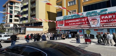 Şanlıurfa’da seçim kuyruğu: CHP’de ön seçime akın akın geliyorlar!