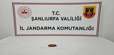 Şanlıurfa’da zehir tacirlerine araçta baskın! Gözaltılar var