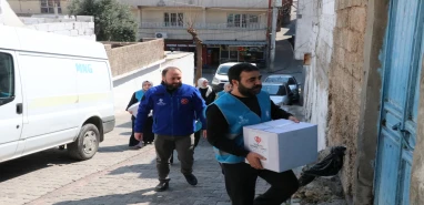 Şanlıurfa’da yüzlerce ihtiyaç sahibi aileye yardım eli