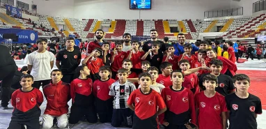 Sivas'ta Şanlıurfa rüzgarı esti! Minderin krallarına madalya yağmuru