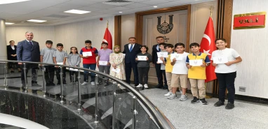 Şanlıurfa’nın gururları Vali Şıldak’ın misafiri oldu!