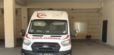 Şanlıurfa’da hafif ticari araç şarampole yuvarlandı! Yaralılar var