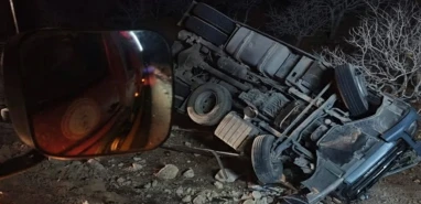 Şanlıurfa’da feci tır kazası! Sürücü hayatını kaybetti