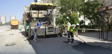 Karaköprü’de deforme yollar yenileniyor